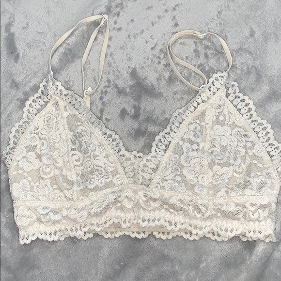 Aritzia Other - talula bralette
